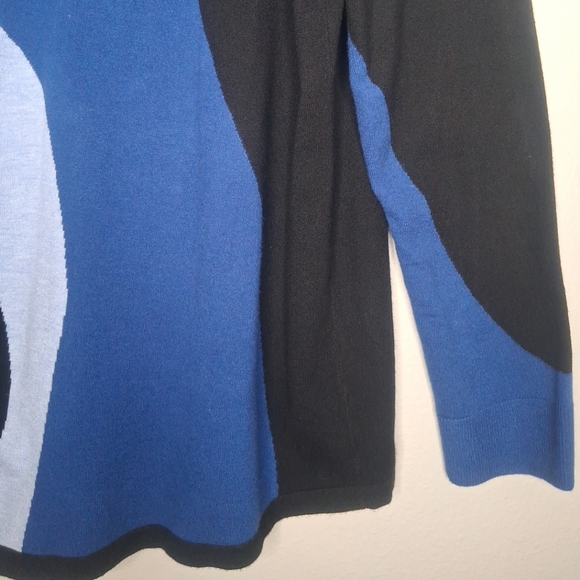 NWT Chico’s Zenergy Luxe Cashmere Blend Royal Blue Colorblock Pullover Sweater - Picture 7 of 16